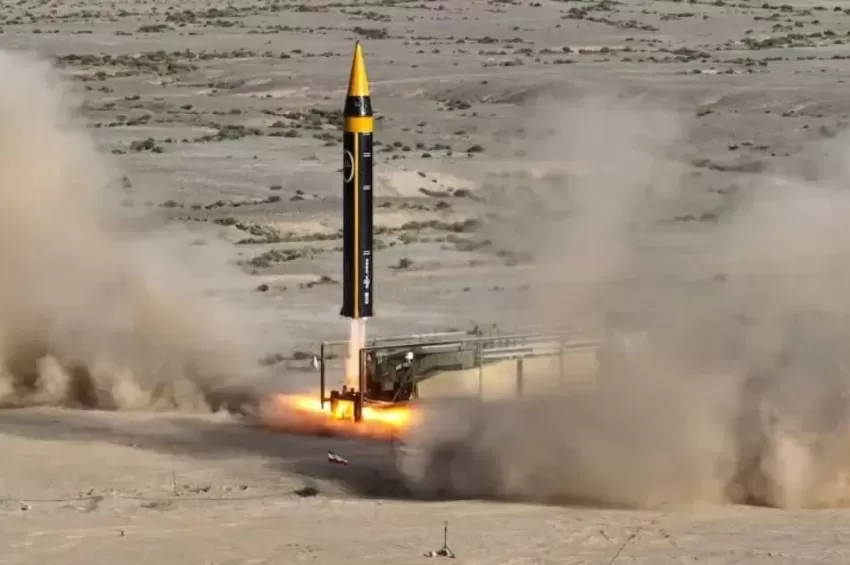 Iran Luncurkan Rudal Khyber Berhulu Ledak Ganda, Israel Terguncang Hebat