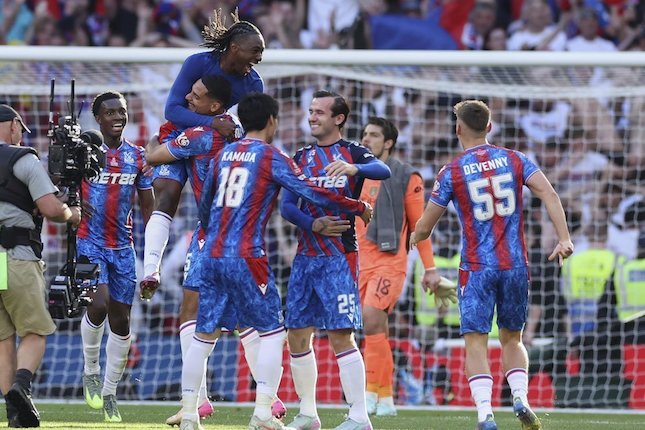 Resmi! Crystal Palace Ditendang dari Liga Europa Akibat Konflik Kepemilikan dengan Lyon