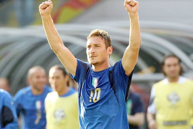Francesco Totti dan Karier Legendarisnya: Juara Dunia dengan Timnas Italia, Simbol Kesetiaan AS Roma