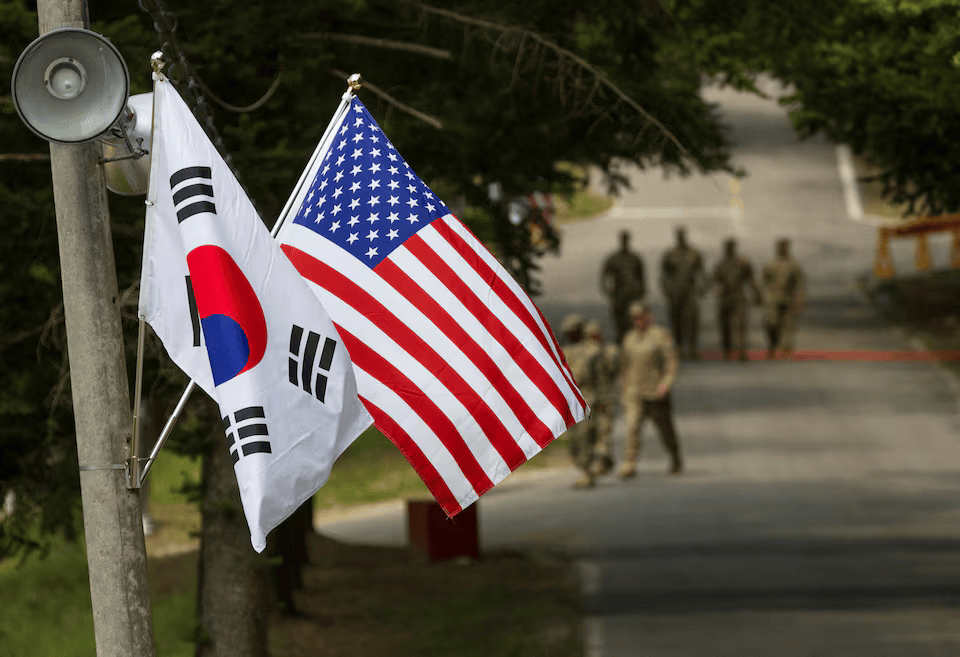 Trump mengatakan AS akan mengenakan tarif 15% pada impor Korea Selatan berdasarkan kesepakatan baru