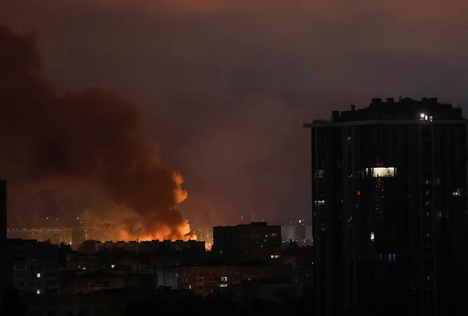 Serangan udara Rusia di Kyiv menewaskan enam orang, kata pejabat