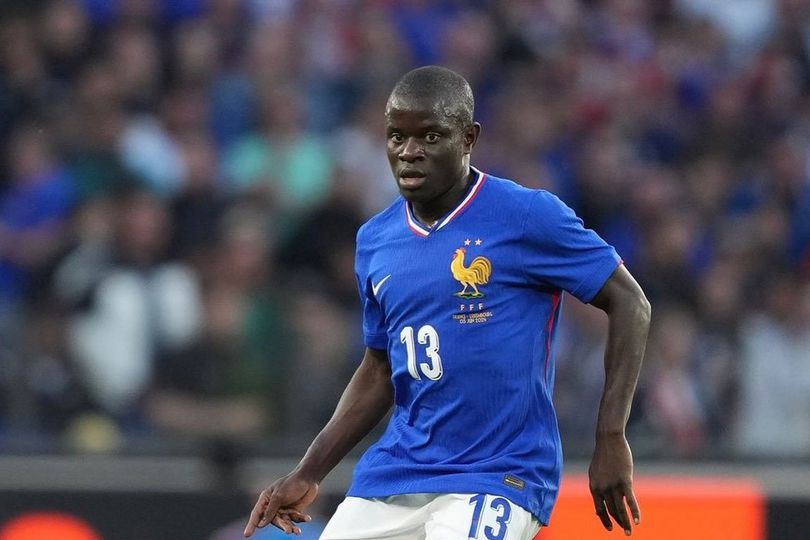 Butuh Gelandang Baru, Barcelona Malah Tak Berminat Boyong N'Golo Kante