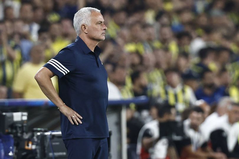 Baru Satu Tahun Bersama, Fenerbahce Pecat Jose Mourinho!